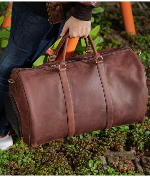 Men's Traveling Distressed Brown Leather Duffle Bag.